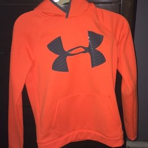 Boys under armour sweatshirt